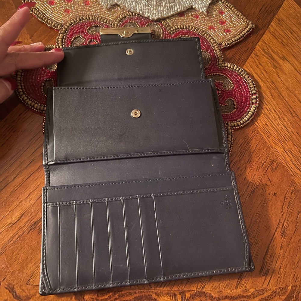 Gucci Navy and Red Monogram Wallet - Picture 6 of 9